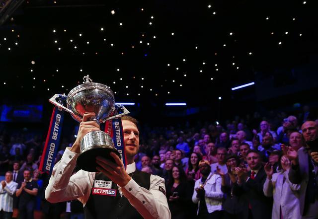 东队展开了 东队展开了