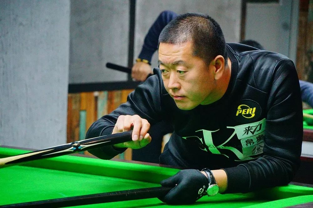 通过与世界 通过与世界