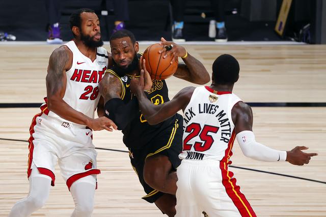 季后赛前完 季后赛前完